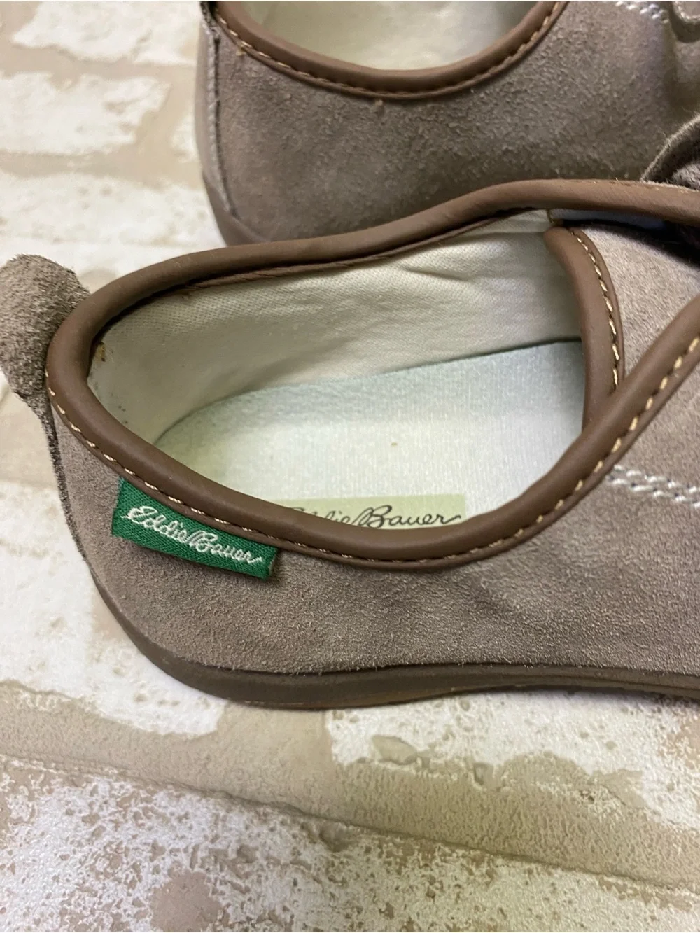Eddie Bauer Women 6.5 Henderson Pine Suede Leather Walking Casual Sneakers Taupe
